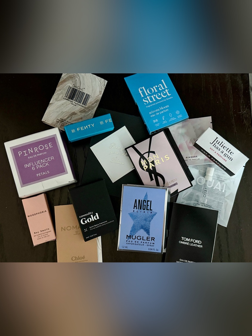 Perfume sample bundle